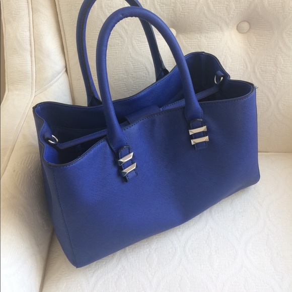 Blue Banana Republic purse - Picture 2 of 12